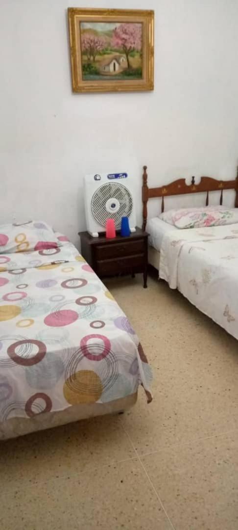Candida Caracas Buitenkant foto