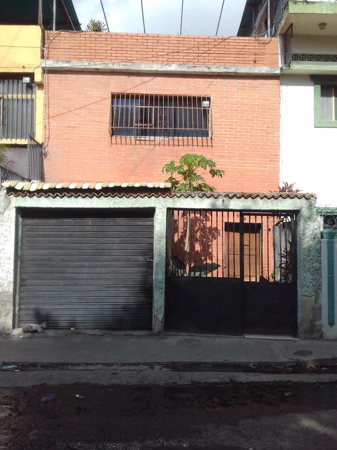 Candida Caracas Buitenkant foto